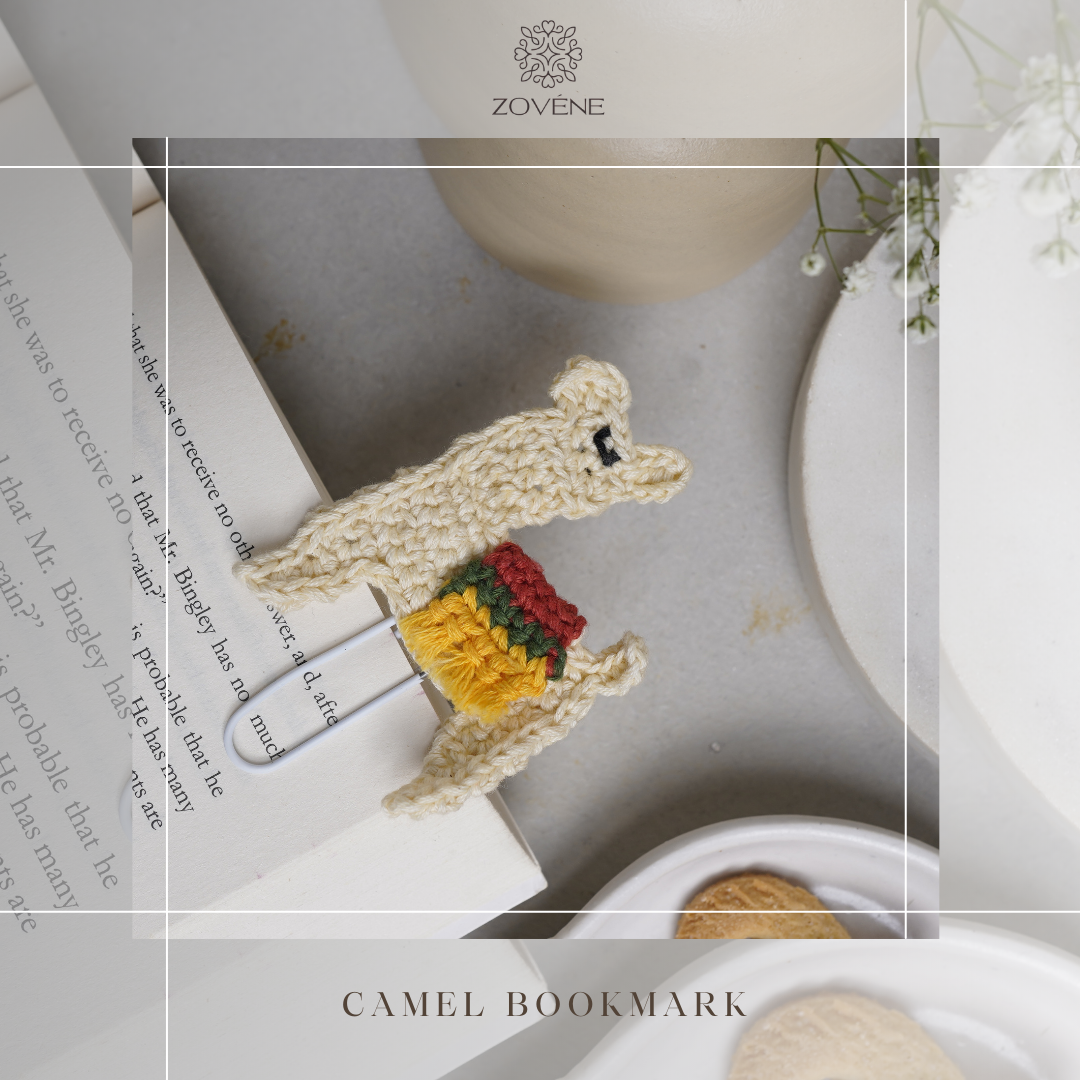 Reading just got a lot cuter! 🦙