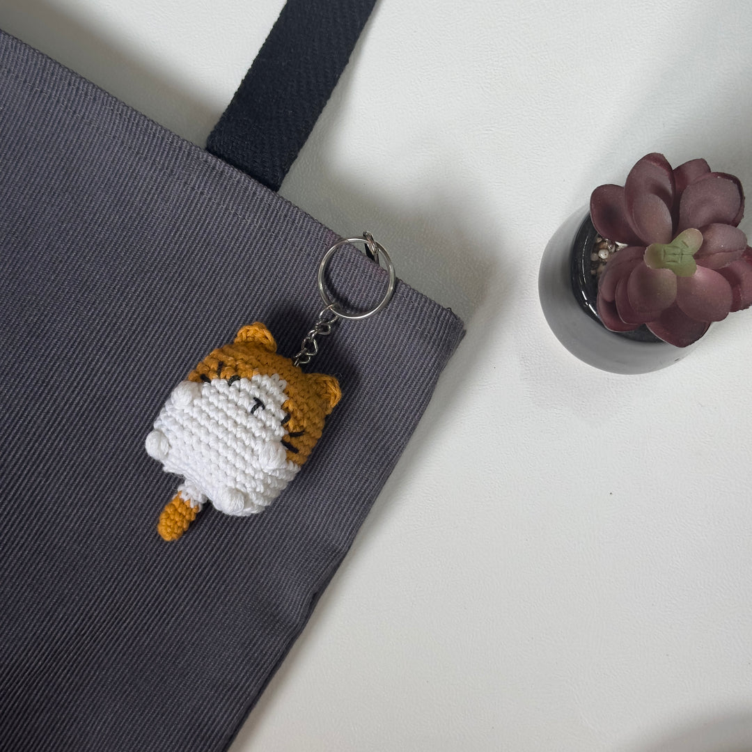 Carry a little purr-fect cuteness wherever you go! 🐾✨