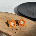 Load image into Gallery viewer, Serae studs 🧡
