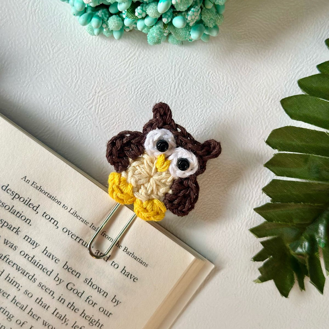 Owl-ways saving my page 📖🦉