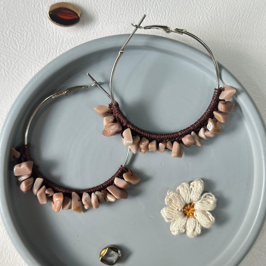 Brown hoops with beige stones 🤎