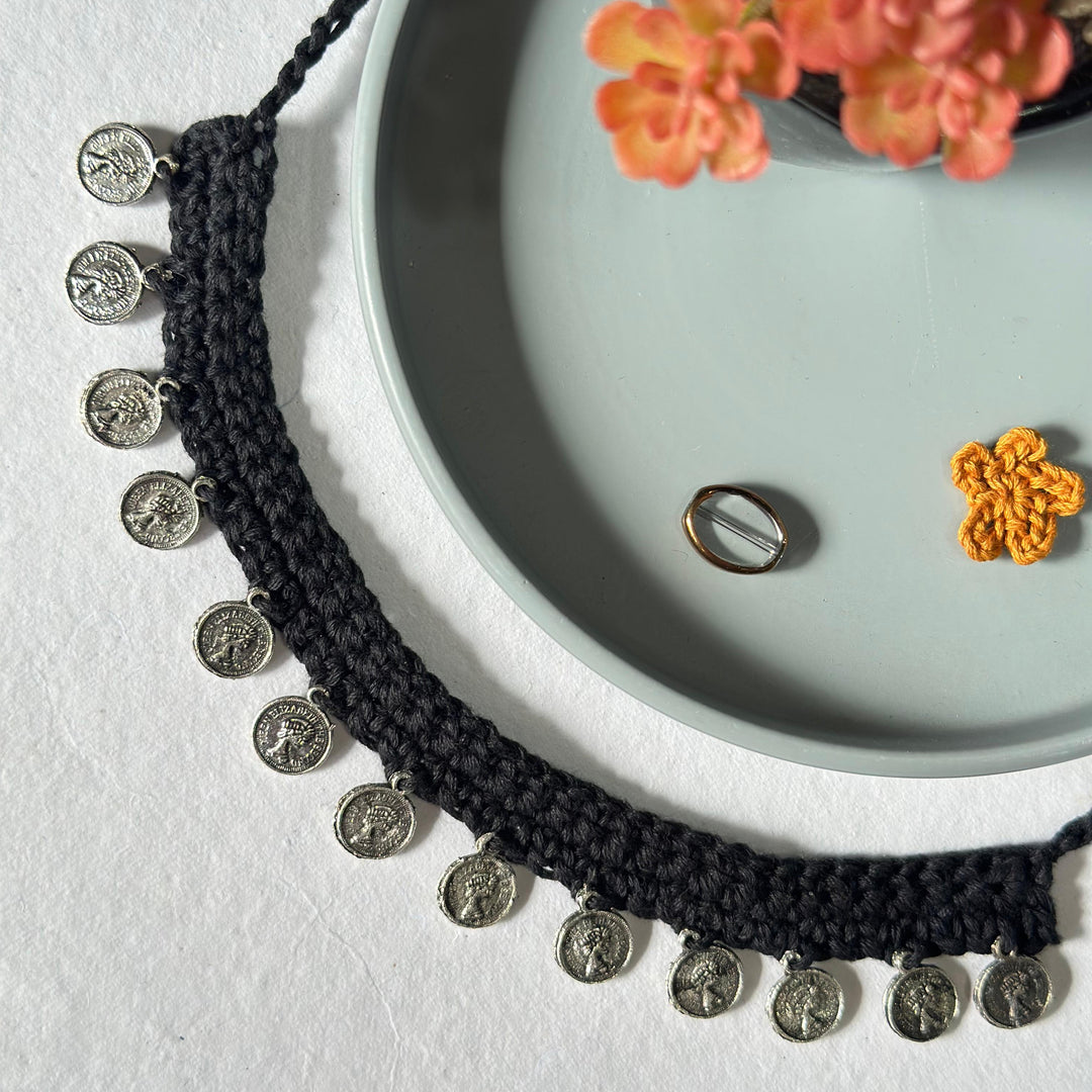 Black choker with coins 🖤