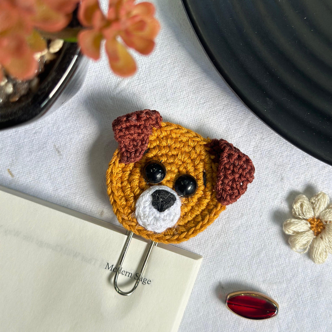 Dog pin bookmark 🤎