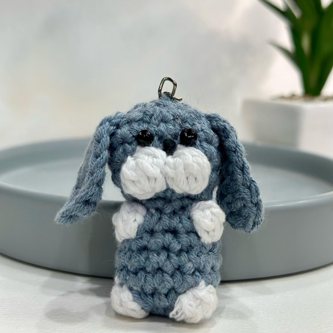 Adorable key to happiness 🐶💙