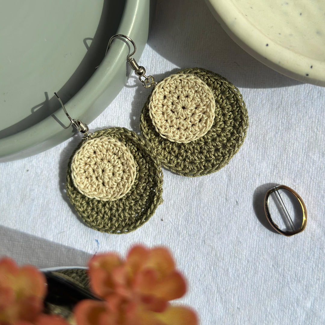 Earia earrings 💚
