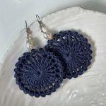 Load image into Gallery viewer, Navy danty earrings 💙
