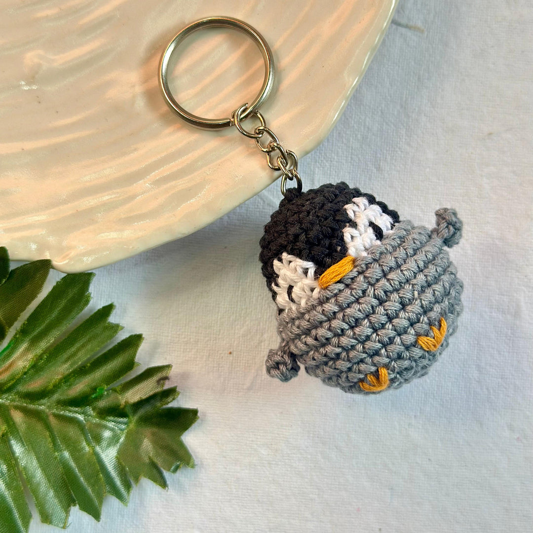 Fluffy penguin keychain 🐧