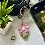 Load image into Gallery viewer, Pastel sunflower keychain 🌻
